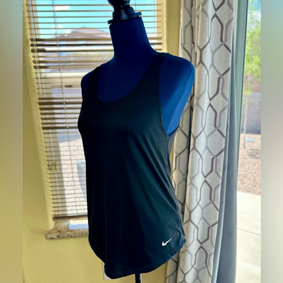 NEW! Nike Black Dri-FIT VICTORY ELASTIKA Training/Running Tank Top - Picture 4 of 13